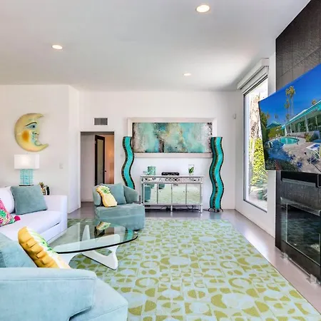 Villa Palm Springs Timeless Beauty